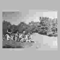 111-3417 Die Familie Pacyna 1934 beim Picknick im Wehlauer Stadtwald.jpg